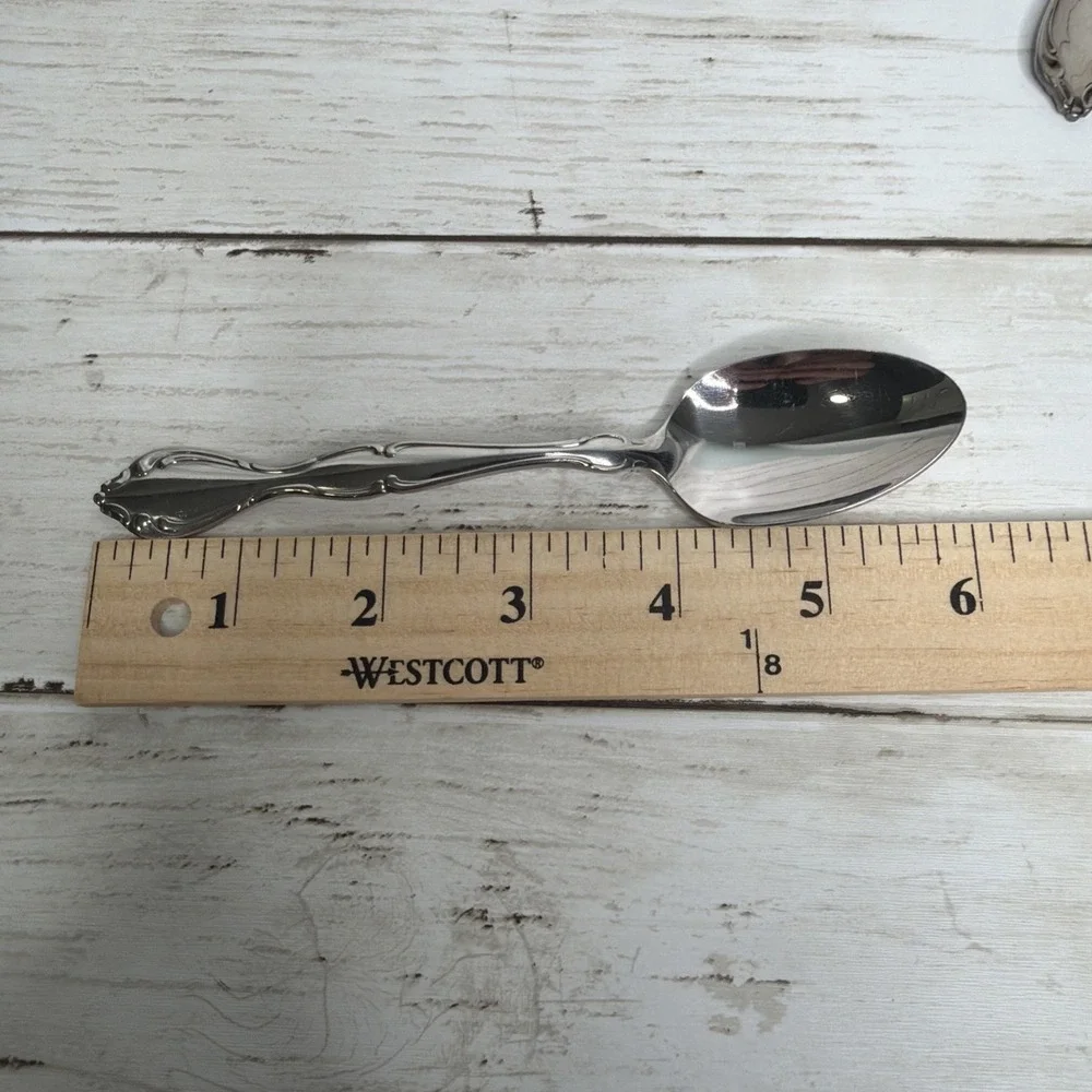 Oneida Community Cantata Stainless Silverware Flatware Spoons Lot 2